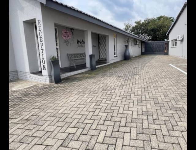 75M² OFFICE TO LET IN COSMOSRAND